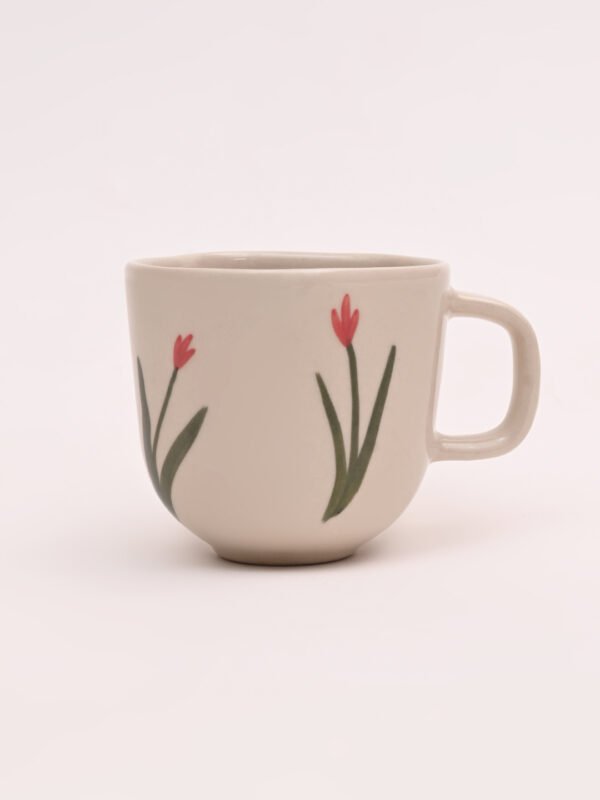 Lily Waves Tea Cups