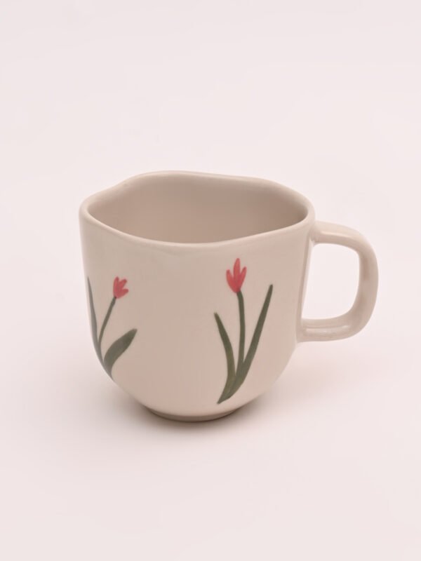 Lily Waves Tea Cups