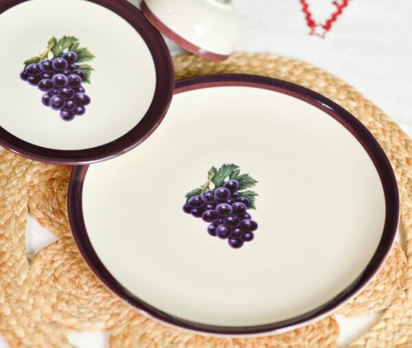 Midnight Vineyard Plate (2) Midnight Vineyard Quarter Plates