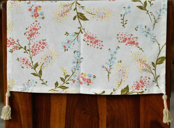 Romantic Garden Table Runner (1) Romantic Garden Dining Table Runners